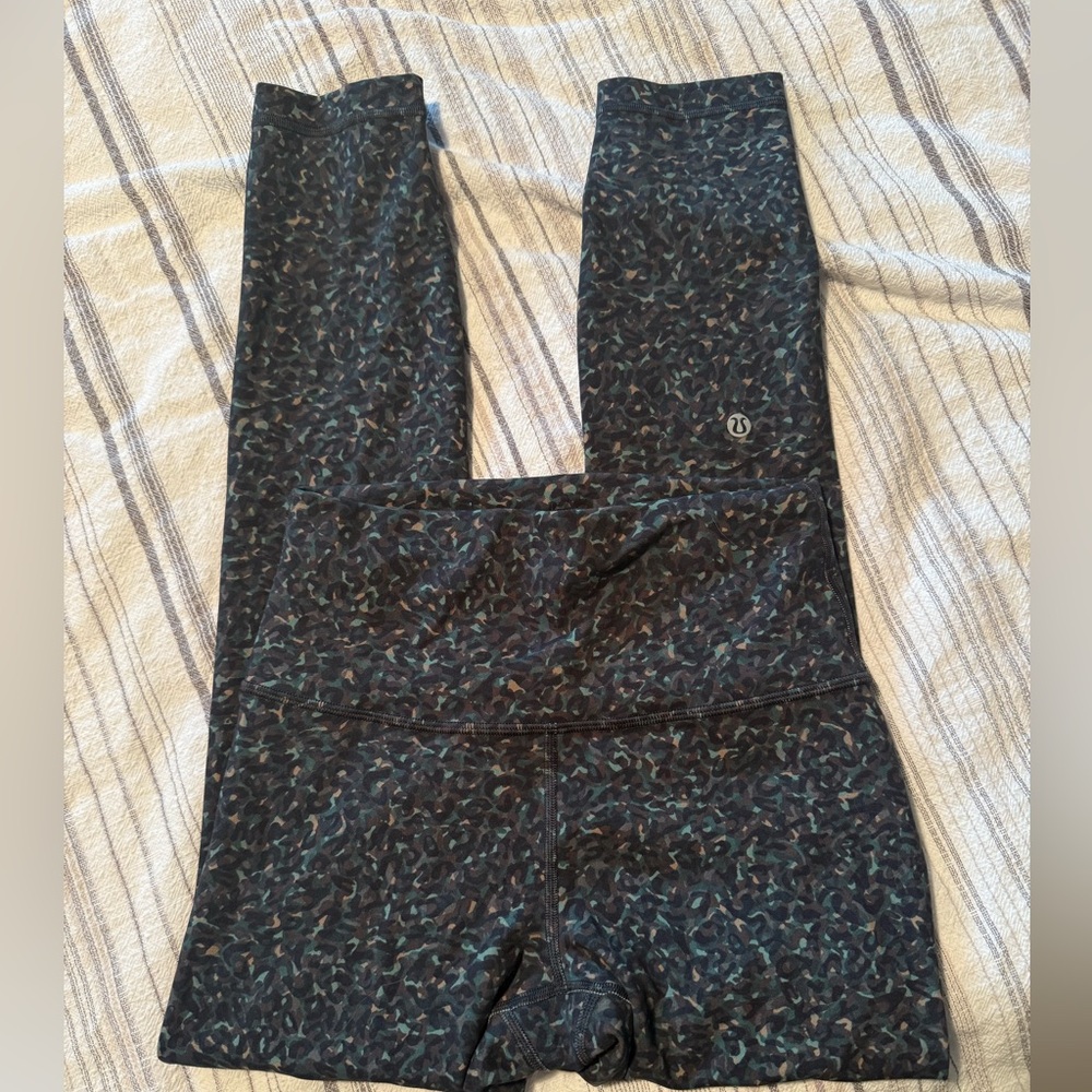 Lululemon Wunder Trains HR 25’